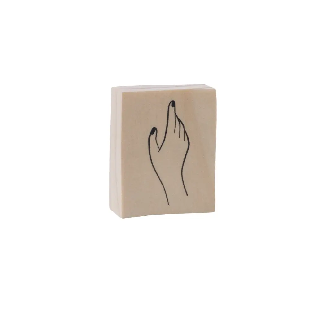 Sello mano de mujer con esmalte